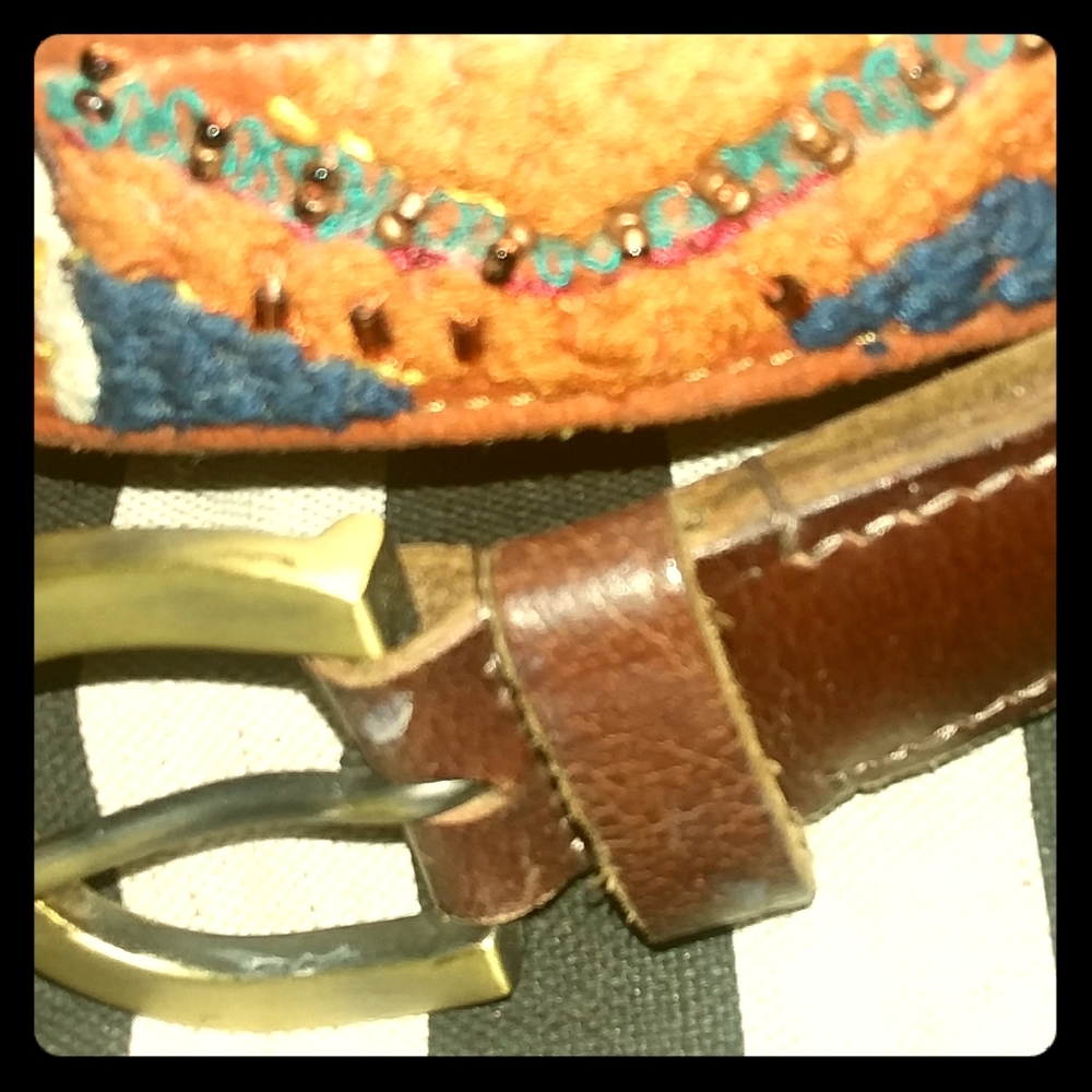 LUCKY BRAND EMBROIDERY  AND BEADED BELT SIZE MED